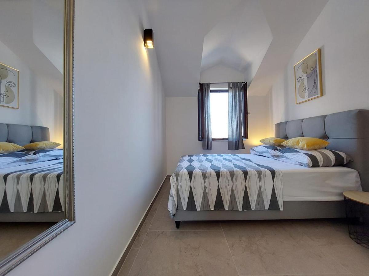 Apartments Lavanda - Free Parking And Grill Jezera Exterior foto