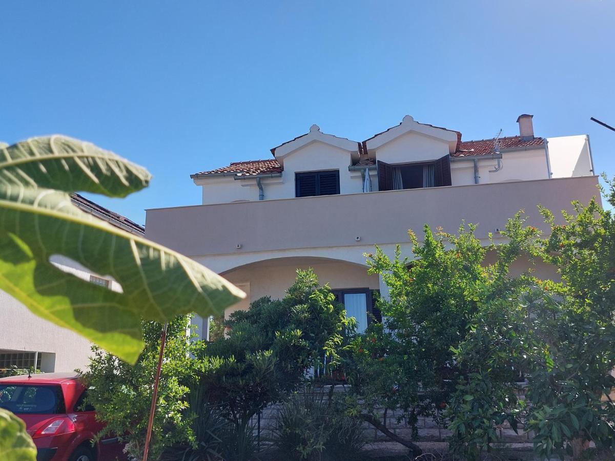 Apartments Lavanda - Free Parking And Grill Jezera Exterior foto